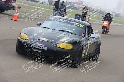 media/Jan-17-2026-CalClub SCCA (Sat) [[6b87d8fe28]]/Around the Pits/